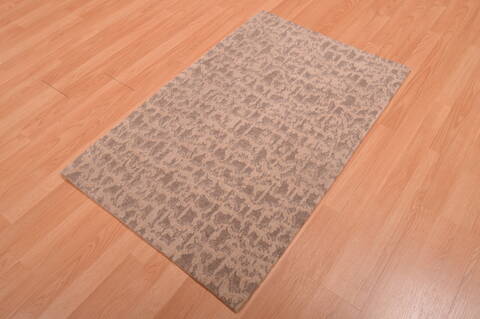 Modern Beige Hand Knotted 28 X 40  Area Rug 100-108996 Image 2