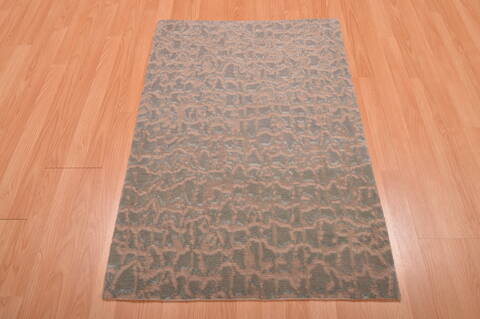 Modern Blue Hand Knotted 27 X 40  Area Rug 100-109001 Image 1