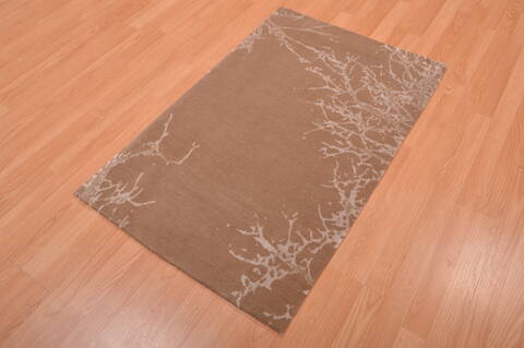 Modern Beige Hand Knotted 27 X 42  Area Rug 100-109005 Image 5