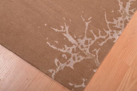 Modern Beige Hand Knotted 27 X 42  Area Rug 100-109005 Image 6