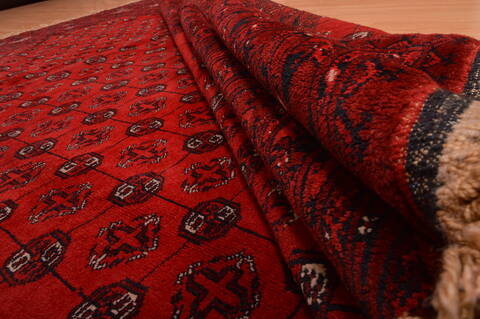 Khan Mohammadi Red Hand Knotted 84 X 110  Area Rug 100-109009 Image 16