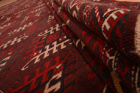 Khan Mohammadi Red Hand Knotted 68 X 106  Area Rug 100-109010 Image 12
