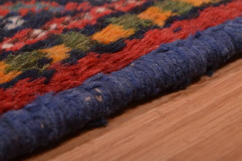 Shiraz Red Hand Knotted 47 X 65  Area Rug 100-109099 Image 10