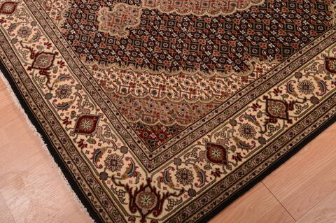 Mahi Beige Hand Knotted 51 X 63  Area Rug 100-109116 Image 4
