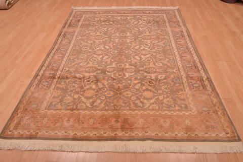 Hereke Green Hand Knotted 64 X 710  Area Rug 100-109122 Image 4