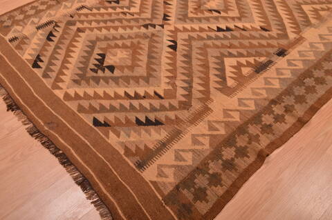 Kilim Brown Hand Knotted 64 X 89  Area Rug 100-109161 Image 10