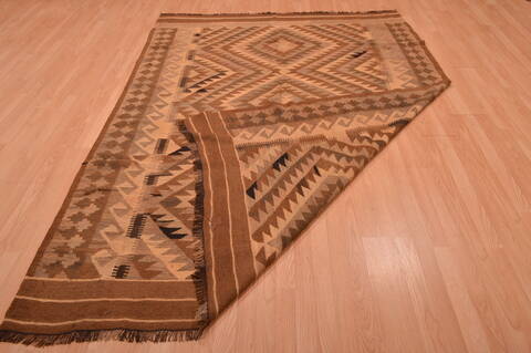 Kilim Brown Hand Knotted 64 X 89  Area Rug 100-109161 Image 12