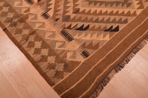 Kilim Brown Hand Knotted 64 X 89  Area Rug 100-109161 Image 7