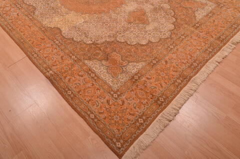 Mood Beige Hand Knotted 68 X 95  Area Rug 100-109203 Image 11