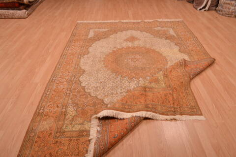 Mood Beige Hand Knotted 68 X 95  Area Rug 100-109203 Image 16