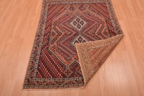 Shahre Babak Red Hand Knotted 35 X 49  Area Rug 100-109211 Image 13
