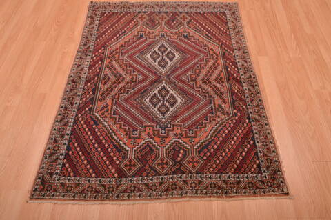 Shahre Babak Red Hand Knotted 35 X 49  Area Rug 100-109211 Image 4