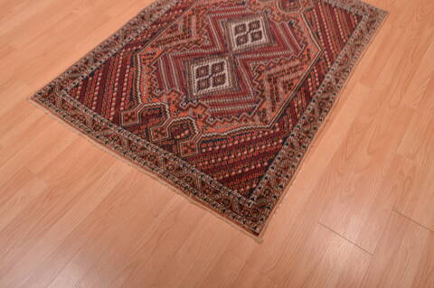 Shahre Babak Red Hand Knotted 35 X 49  Area Rug 100-109211 Image 5