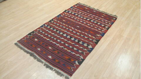 Kilim Red Flat Woven 37 X 60  Area Rug 100-109223 Image 5