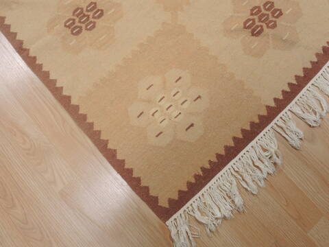 Kilim Beige Flat Woven 40 X 60  Area Rug 100-109305 Image 6