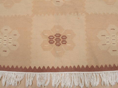 Kilim Beige Flat Woven 40 X 60  Area Rug 100-109305 Image 7