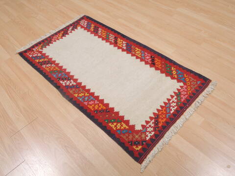 Kilim Beige Flat Woven 26 X 43  Area Rug 100-109309 Image 3