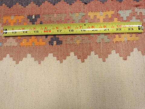 Kilim Beige Flat Woven 26 X 43  Area Rug 100-109309 Image 7