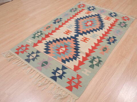 Kilim Green Flat Woven 38 X 59  Area Rug 100-109314 Image 5