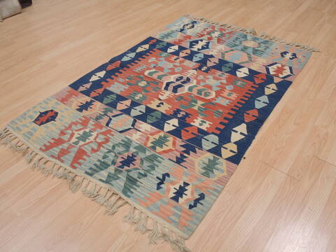 Kilim Red Hand Knotted 39 X 511  Area Rug 100-109326 Image 5