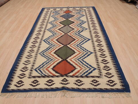 Kilim Beige Flat Woven 47 X 81  Area Rug 100-109336 Image 1
