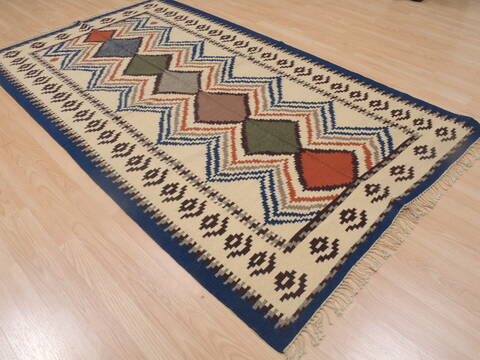 Kilim Beige Flat Woven 47 X 81  Area Rug 100-109336 Image 3
