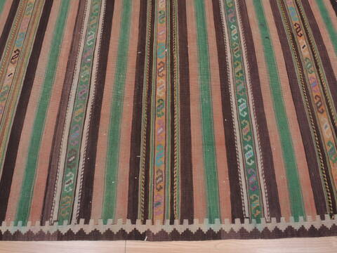 Kilim Green Runner Flat Woven 41 X 103  Area Rug 100-109338 Image 10