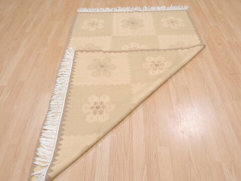 Kilim Beige Flat Woven 42 X 60  Area Rug 100-109383 Image 10