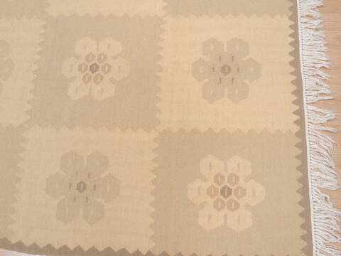 Kilim Beige Flat Woven 42 X 60  Area Rug 100-109383 Image 9