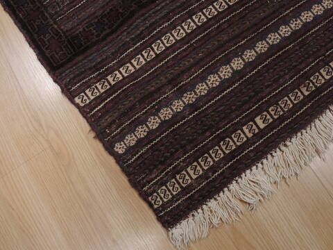 Kilim Brown Hand Knotted 38 X 47  Area Rug 100-109389 Image 6