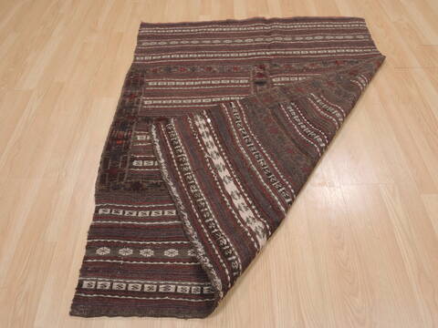 Kilim Red Square Flat Woven 41 X 41  Area Rug 100-109401 Image 10