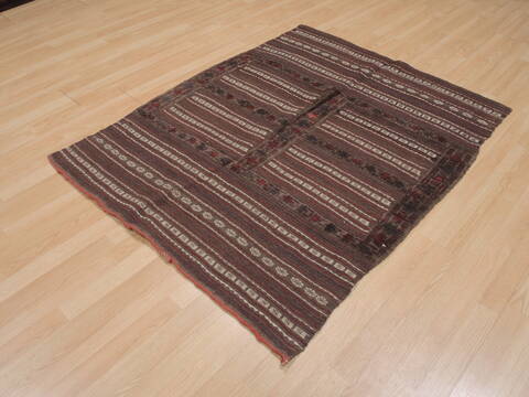 Kilim Red Square Flat Woven 41 X 41  Area Rug 100-109401 Image 1