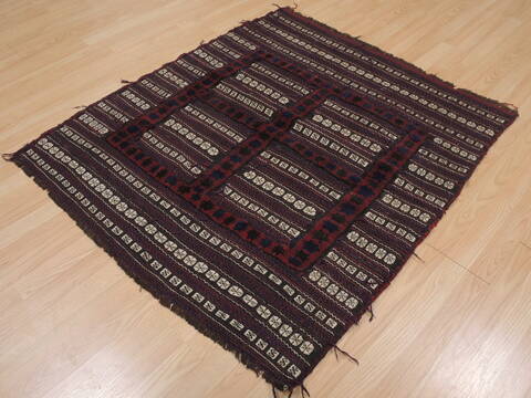 Kilim Red Square Hand Knotted 40 X 40  Area Rug 100-109404 Image 5