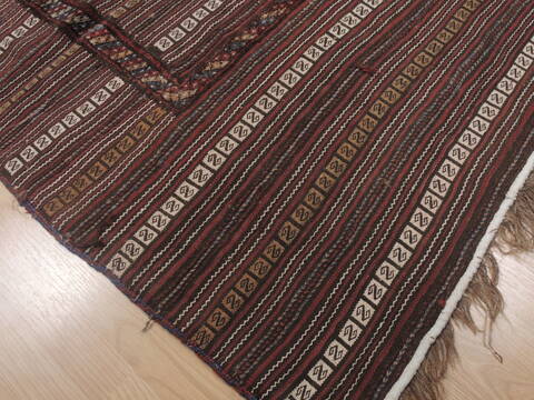 Kilim Brown Hand Knotted 41 X 49  Area Rug 100-109409 Image 9