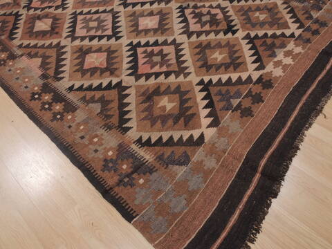 Kilim Brown Flat Woven 67 X 94  Area Rug 100-109436 Image 15