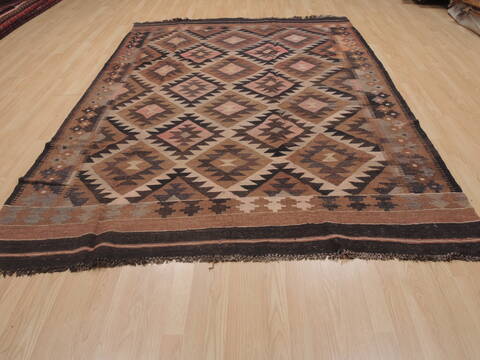 Kilim Brown Flat Woven 67 X 94  Area Rug 100-109436 Image 1
