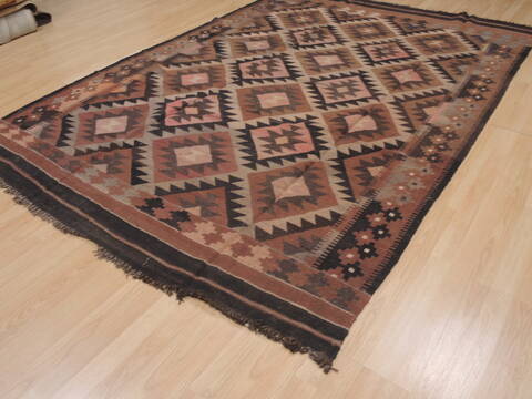 Kilim Brown Flat Woven 67 X 94  Area Rug 100-109436 Image 3