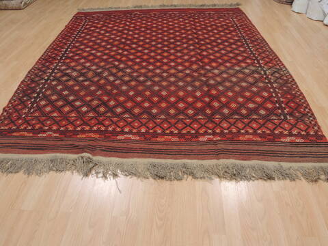 Kilim Red Flat Woven 74 X 90  Area Rug 100-109438 Image 3