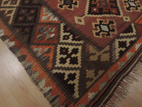 Kilim Red Flat Woven 47 X 83  Area Rug 100-109440 Image 5