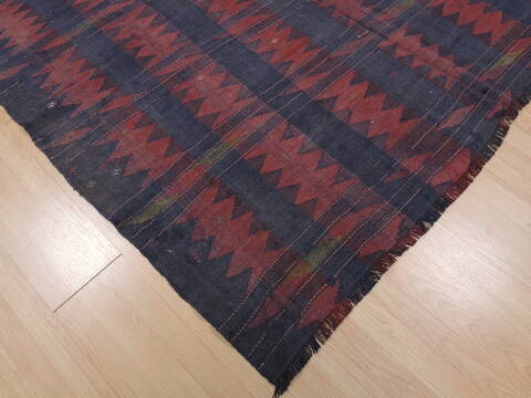 Kilim Red Hand Knotted 59 X 92  Area Rug 100-109451 Image 10