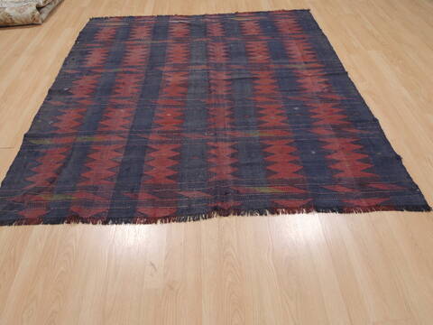 Kilim Red Hand Knotted 59 X 92  Area Rug 100-109451 Image 1