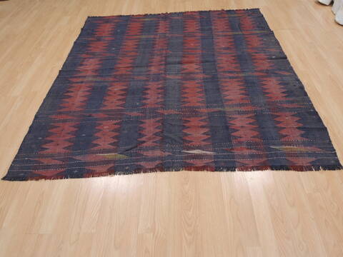 Kilim Red Hand Knotted 59 X 92  Area Rug 100-109451 Image 2