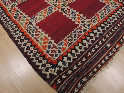 Kilim Red Hand Knotted 51 X 86  Area Rug 100-109467 Image 7