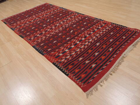 Kilim Red Runner Flat Woven 43 X 92  Area Rug 100-109494 Image 3