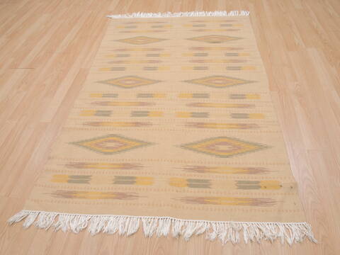 Kilim Beige Flat Woven 40 X 61  Area Rug 100-109522 Image 14