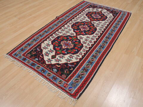 Kilim Red Flat Woven 35 X 63  Area Rug 100-109534 Image 2