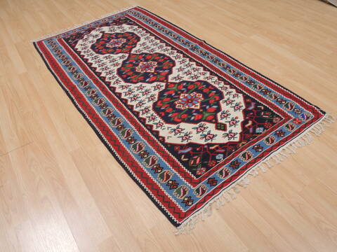 Kilim Red Flat Woven 35 X 63  Area Rug 100-109534 Image 3