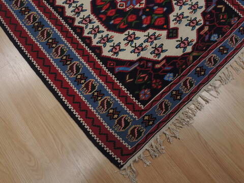 Kilim Red Flat Woven 35 X 63  Area Rug 100-109534 Image 5