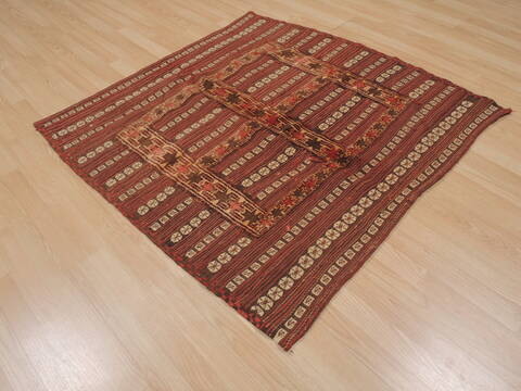 Kilim Red Square Flat Woven 42 X 42  Area Rug 100-109571 Image 4