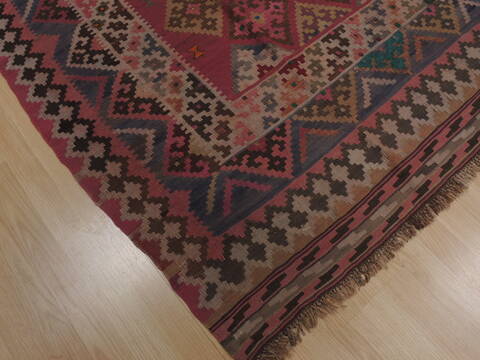 Kilim Purple Flat Woven 51 X 77  Area Rug 100-109589 Image 7